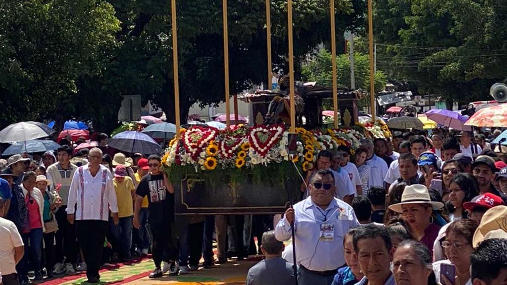 vive huajuapan el fervor religioso por el cristo moreno