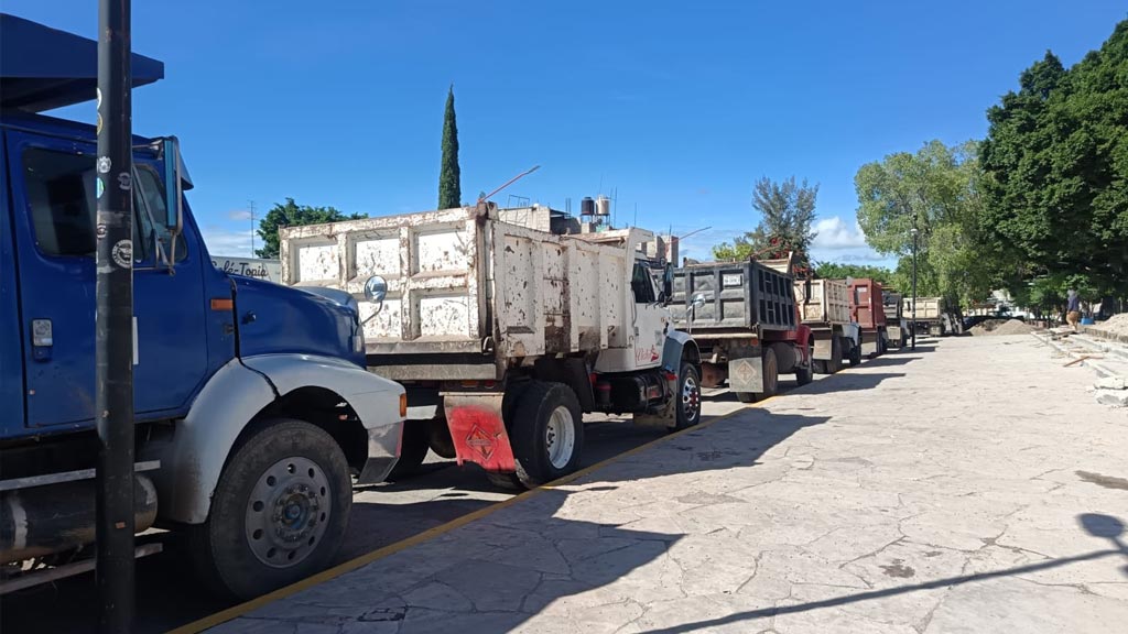 camioneros materialistas piden asignacion de espacios
