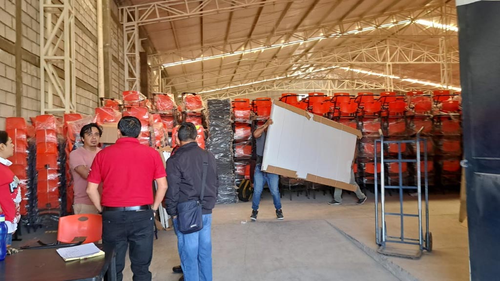 inicio seccion 22 entrega de mobiliario a escuelas de la