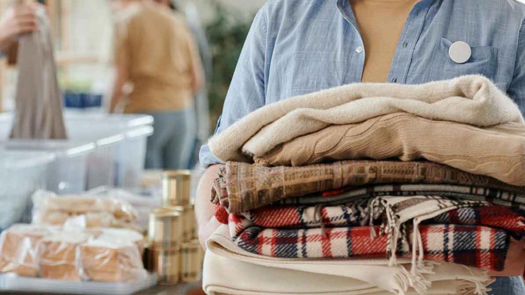 dif uajuapan inicia campania de donacion de cobijas y sueteres