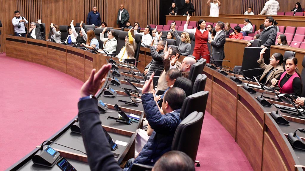 aprueban paquete de leyes de ingresos municipales