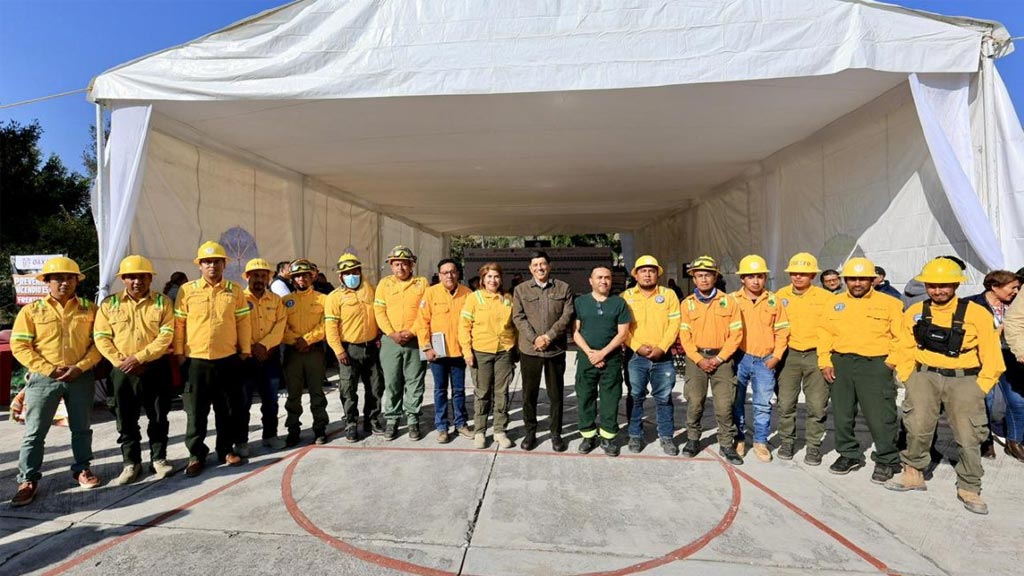 Instala Salomón Jara comité regional contra incendios en Huajuapan
