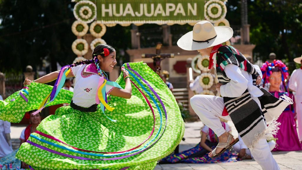 huajuapan presenta un jarabe mixteco excepcional rumbo al guelaguetza 2026
