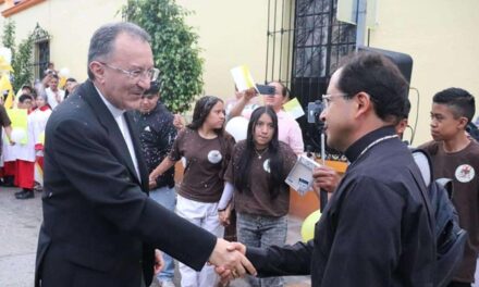 Recibe Huajuapan al Nuncio Apostólico