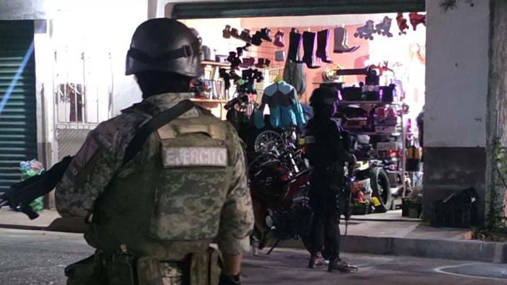 tres cateos dejan cuatro detenidos y droga asegurada