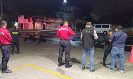 Tres detenidos deja el fallecimiento de una mujer tras accidente de motocicletas