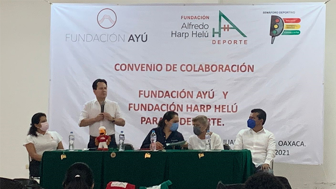 fahho-y-fundacion-ayu-firman-convenio-de-colaboracion