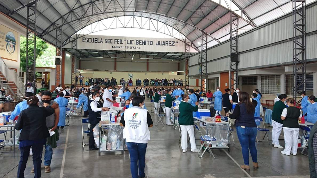 aplicaran-segunda-dosis-a-poblacion-de-40-a-49-anios