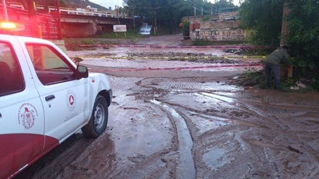 alerta-pc-sobre-riesgos-de-derrumbes-y-corrientes-de-agua