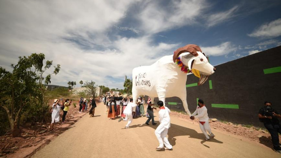 continua-la-disputa-del-mole-de-caderas-entre-oaxaca-y-puebla