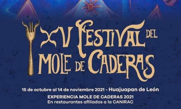 Cumple 15 años el festival del mole de caderas