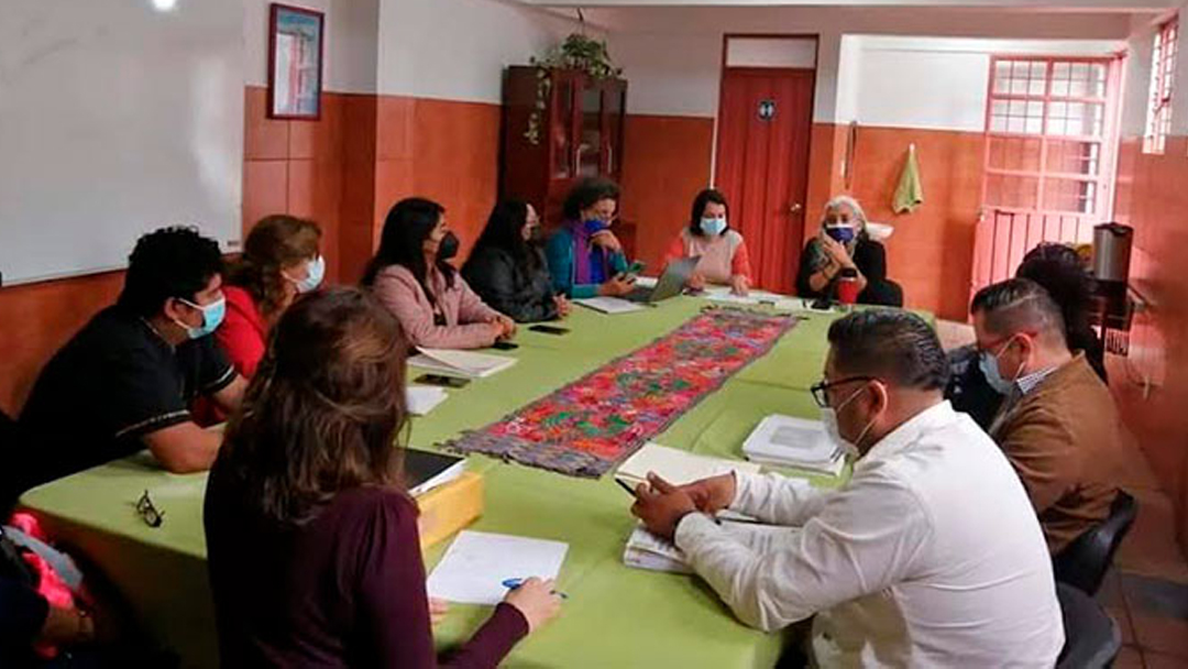 presionan-colectivos-ante-tribunal-feminista