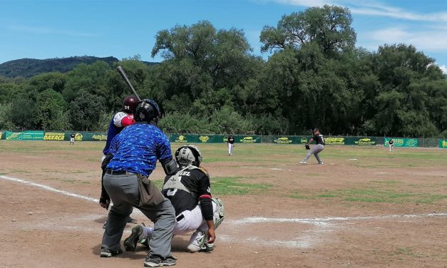 Deportivo Soriel se sienta en el trono