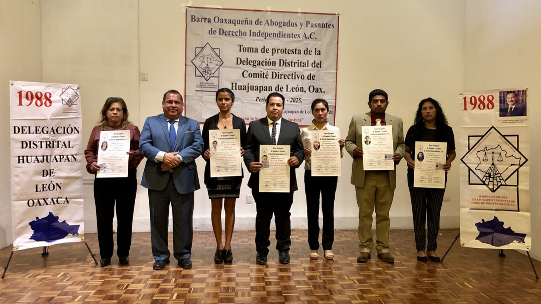 rinde-protesta-el-comite-de-la-barra-oaxaquenia-de-abogados