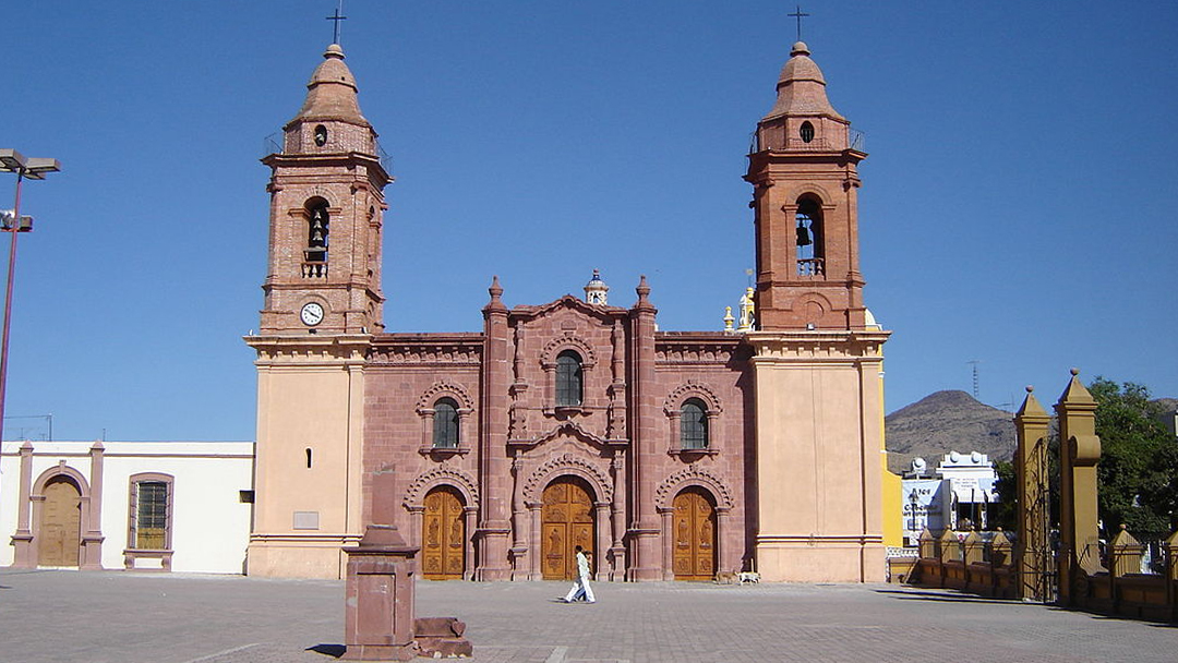 Reducen-al-50-aforo-en-templos