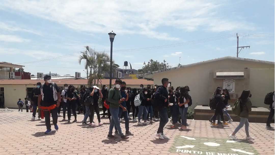 estudiantes-de-la-prepa-3-regresan-a-clases-presenciales
