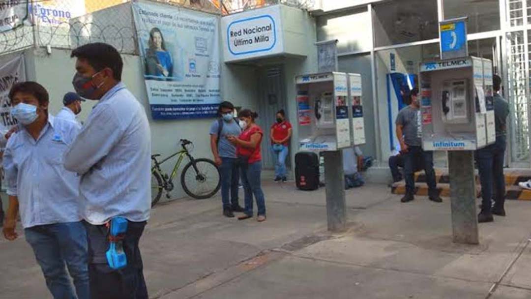 integrantes-del-strm-de-telmex-realizan-mitin