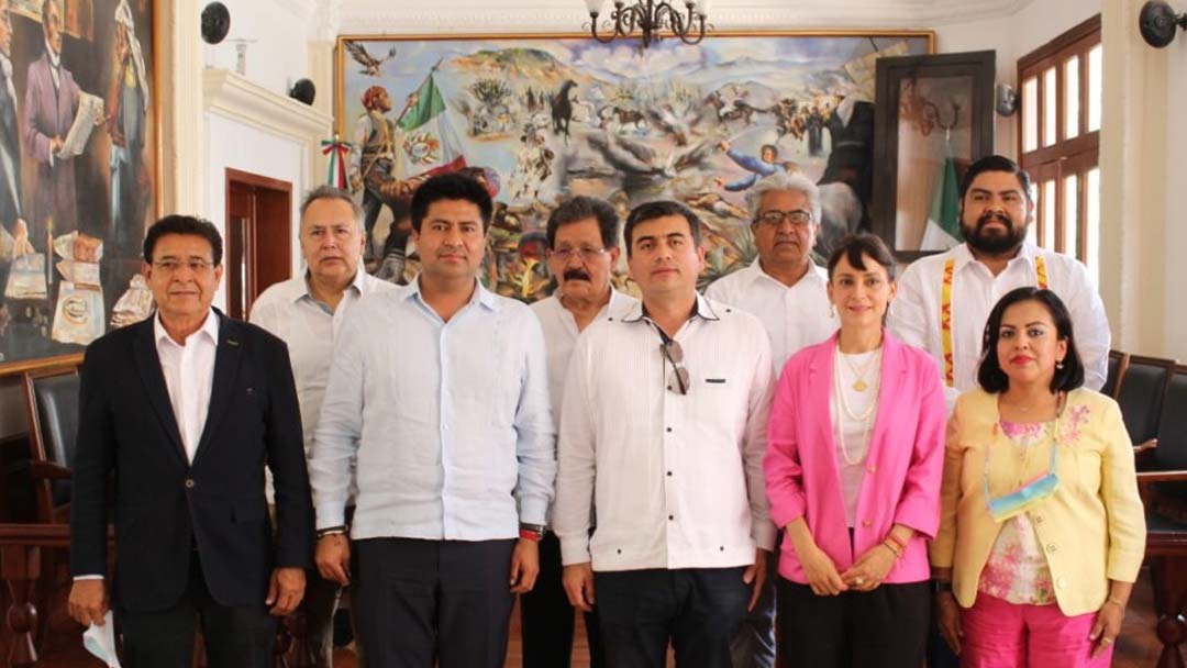 colegio-de-notarios-firma-convenio-con-el-municipio-de-huajuapan