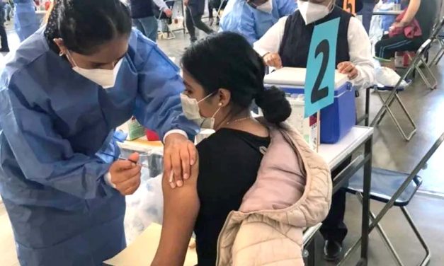 Pide Sección 22 vacunar a niños contra COVID-19