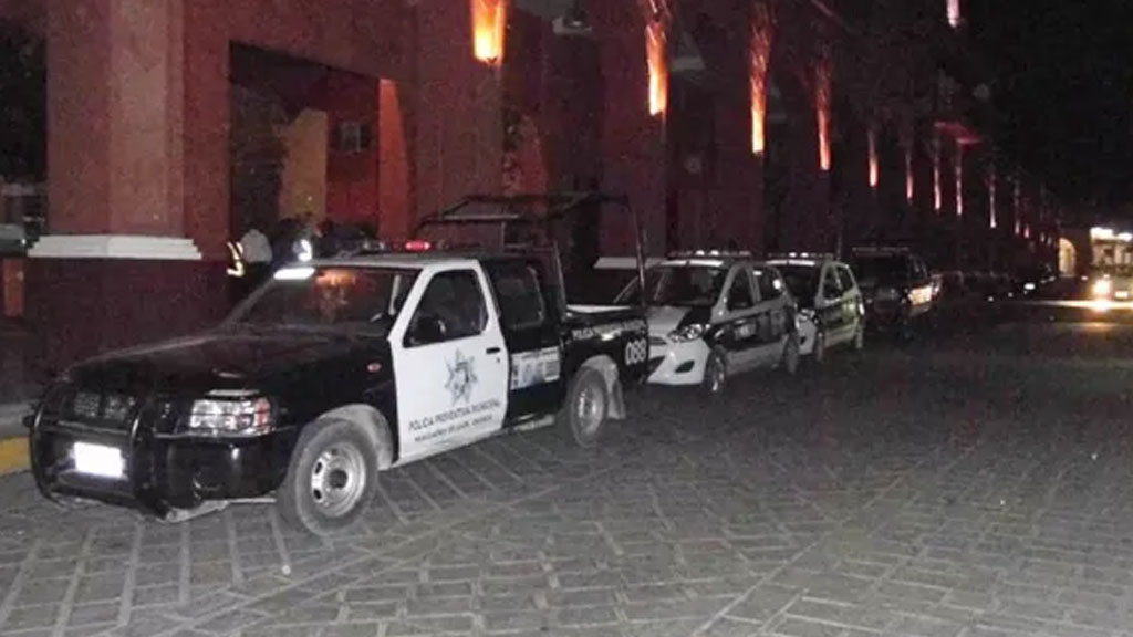 agreden-fisicamente-a-elemento-de-la-policia-vial-municipal