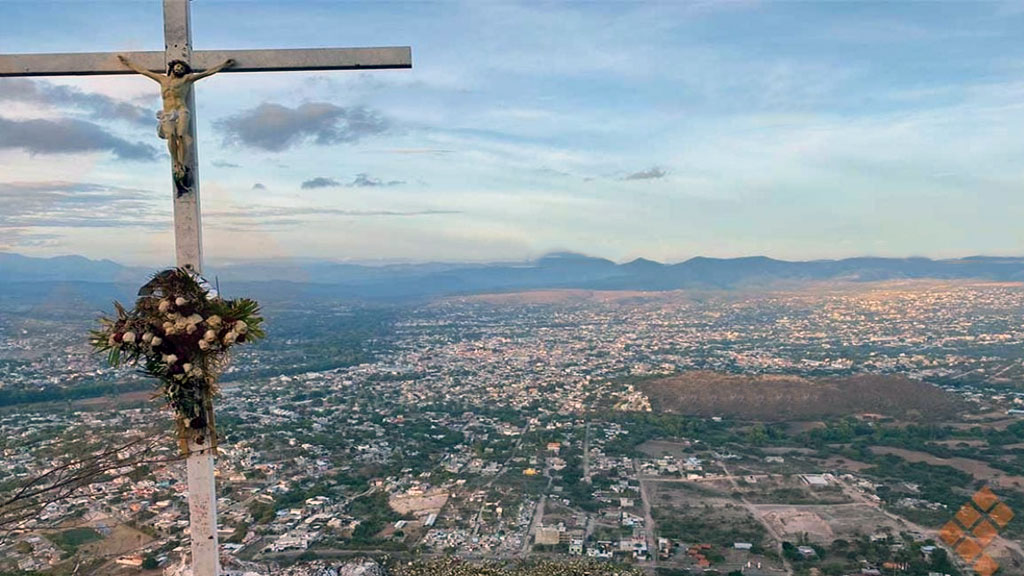 avanza-construccion-del-mirador-en-el-yucunitza