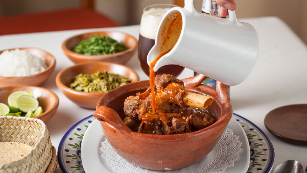 declaran-al-mole-de-caderas-patrimonio-gastronomico-y-cultural-del-estado-de-oaxaca